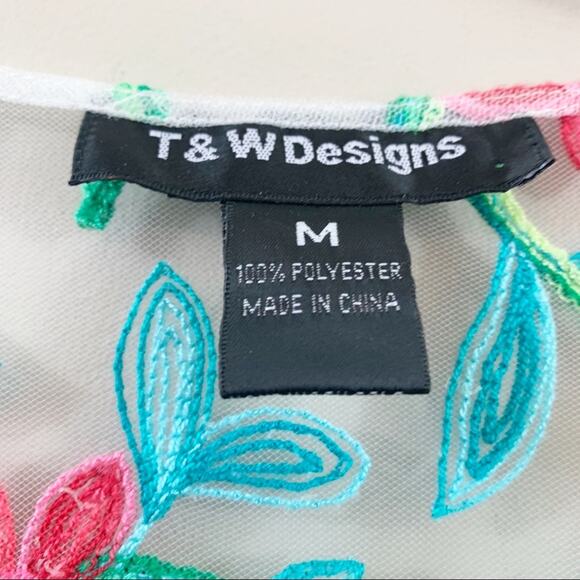 T&W Designs Floral Sheer Embroidered Bell Sleeve Pink/Blue Top - Picture 2 of 5